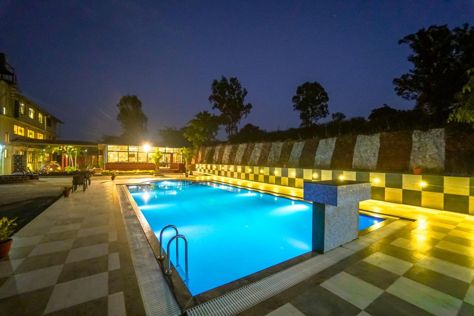 Treebo Jeevan Village Panchgani Εξωτερικό φωτογραφία